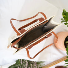 Load image into Gallery viewer, BTS V - FRI(END)S Tote (In-Stocks)